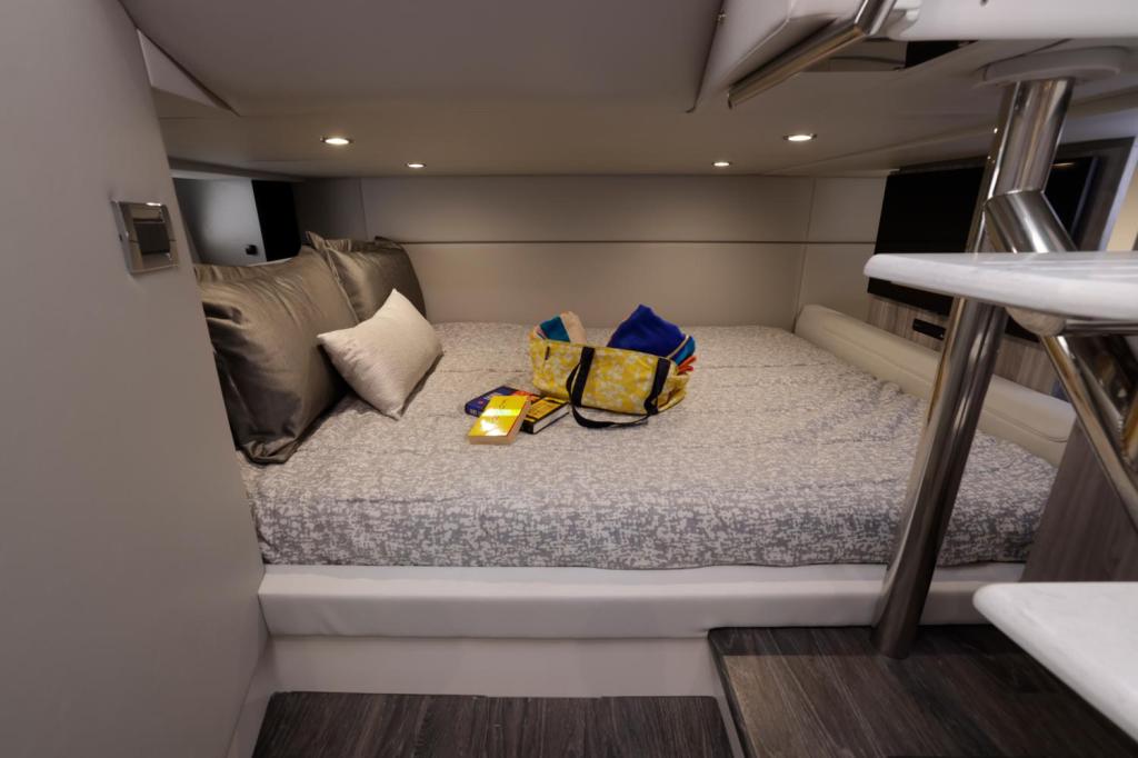 Formula 400 Super Sport Crossover