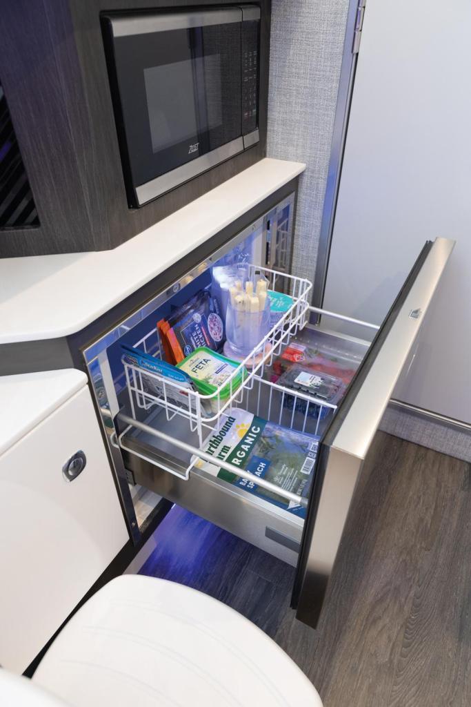 Formula 360 Crossover Bowrider