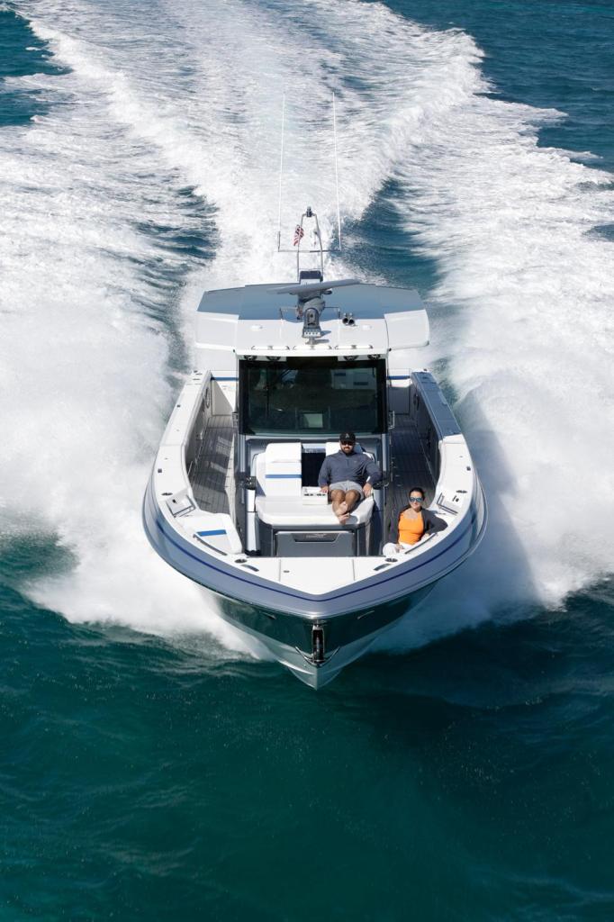 Formula 457 Center Console Sport