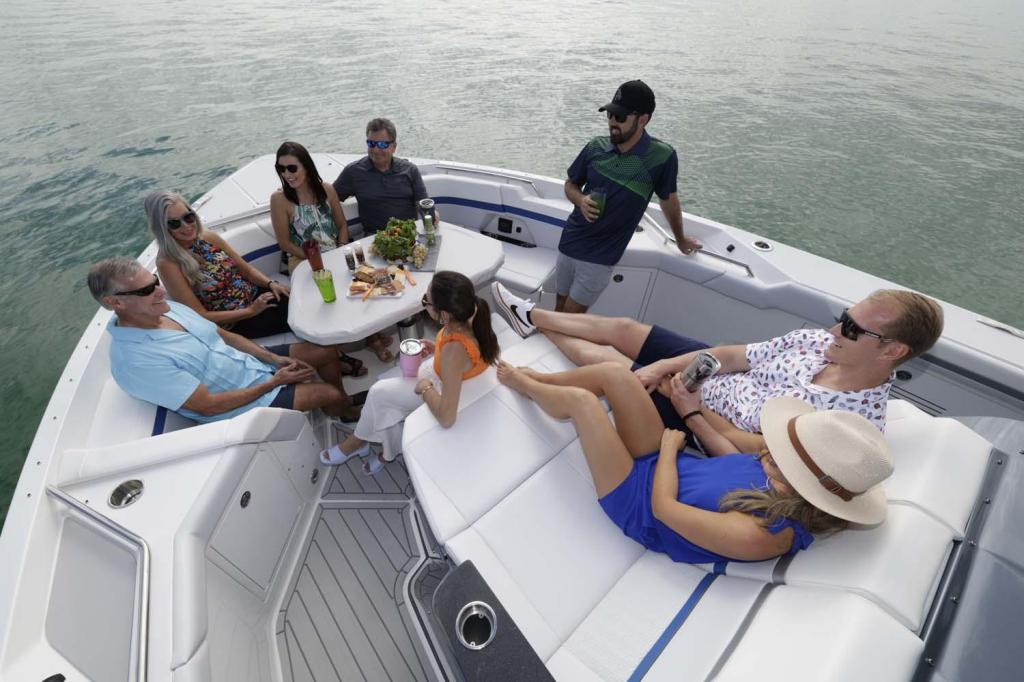 Formula 457 Center Console Sport