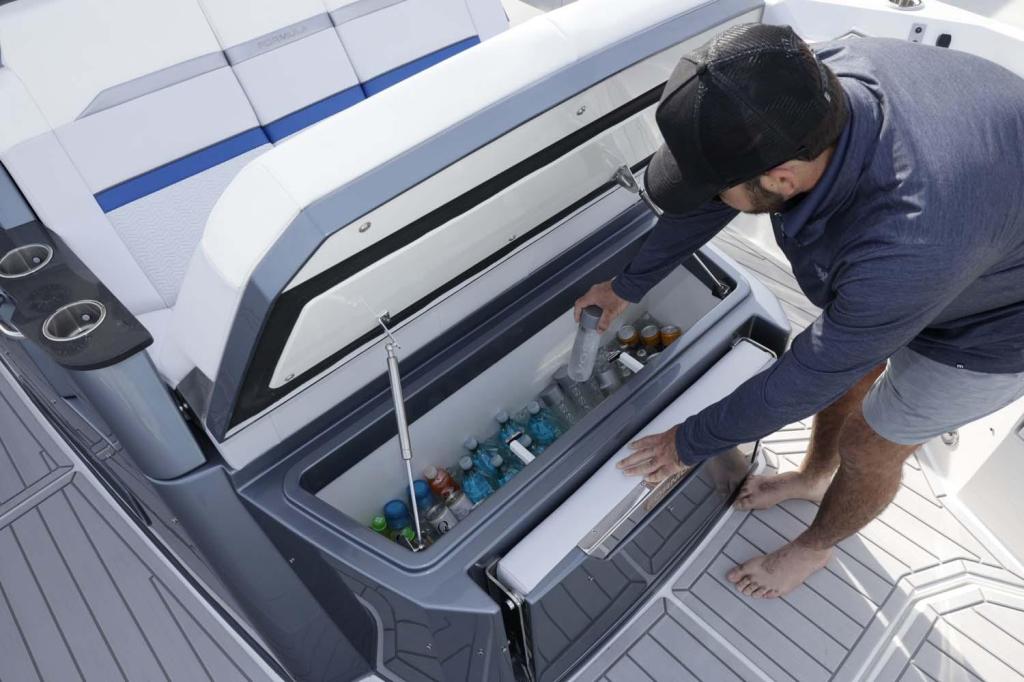 Formula 457 Center Console Sport