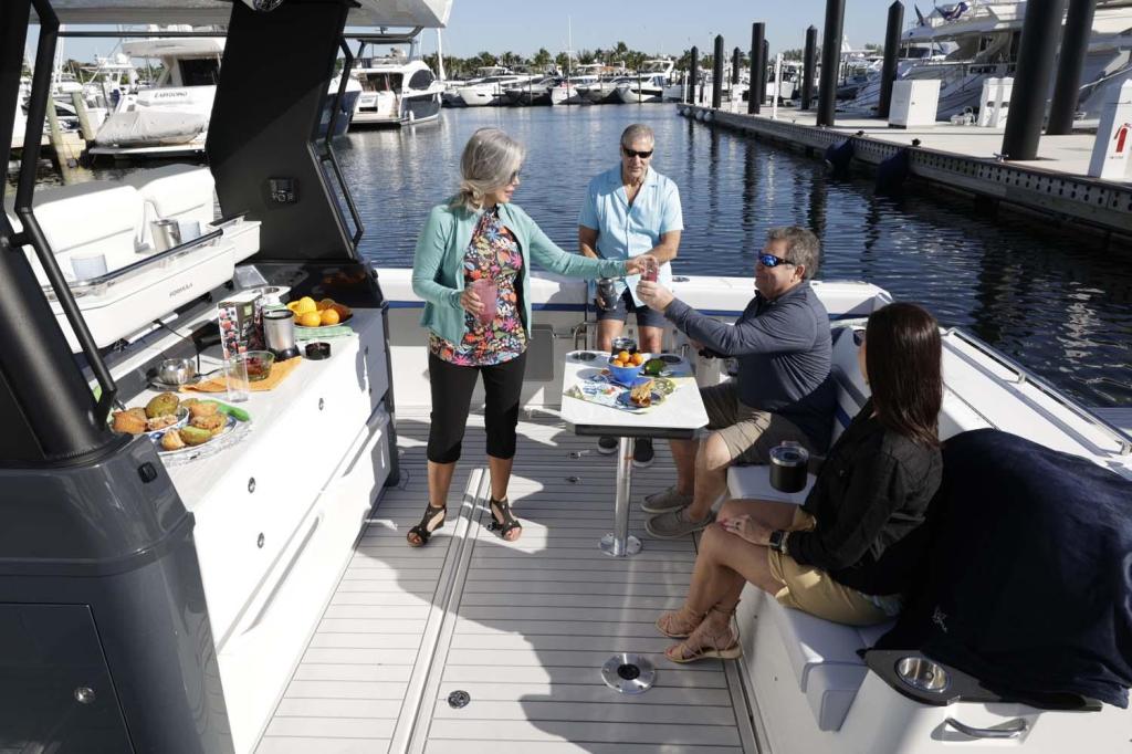 Formula 457 Center Console Sport