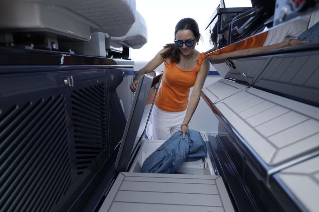 Formula 457 Center Console Sport