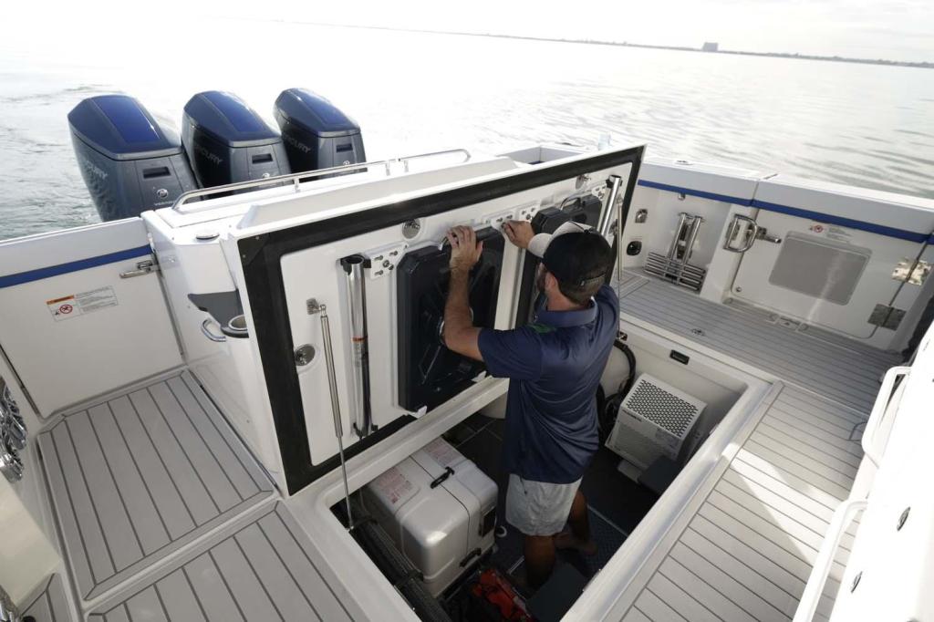 Formula 457 Center Console Sport