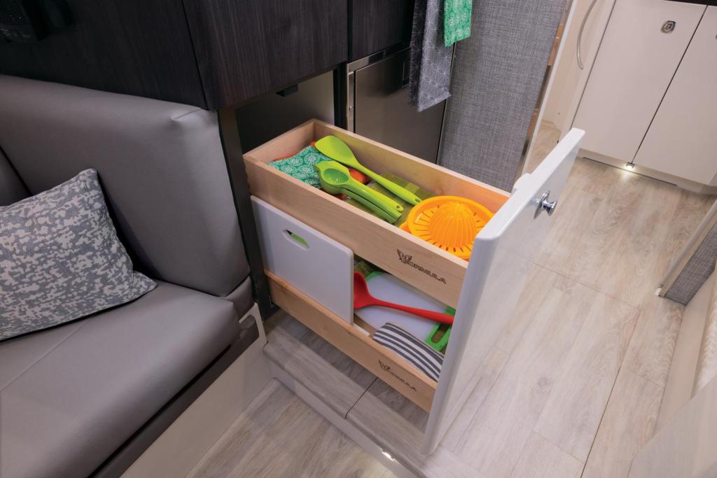 Formula 457 Center Console Sport