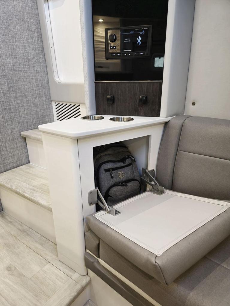 Formula 457 Center Console Sport