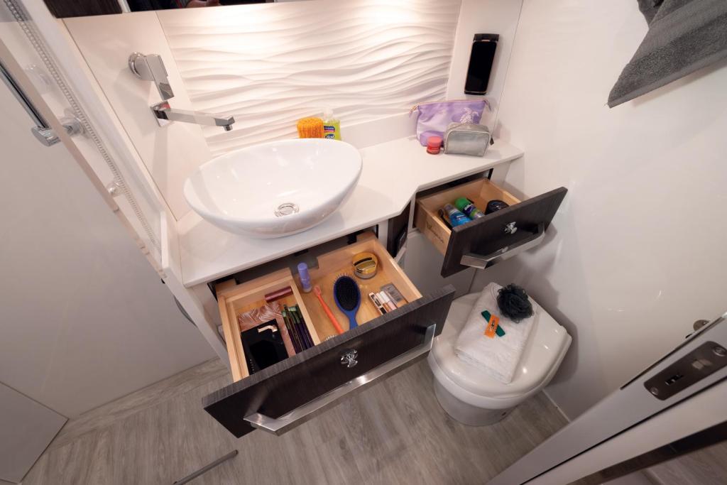 Formula 457 Center Console Sport