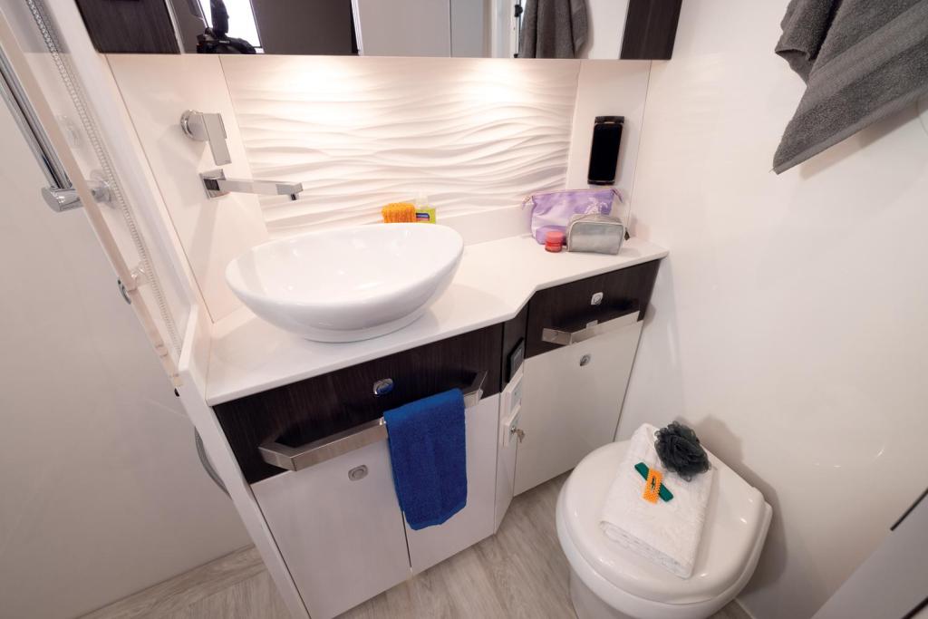 Formula 457 Center Console Sport