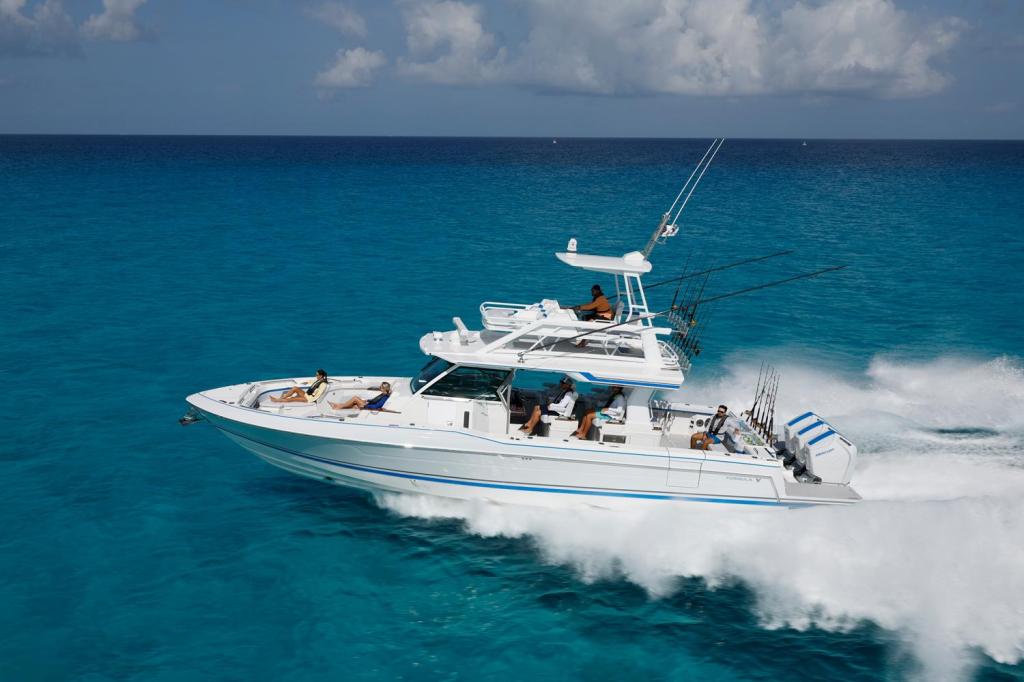 Formula 457 Center Console Fish