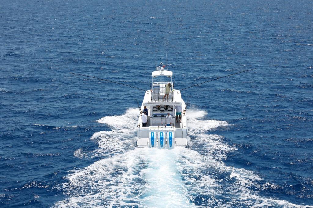 Formula 457 Center Console Fish