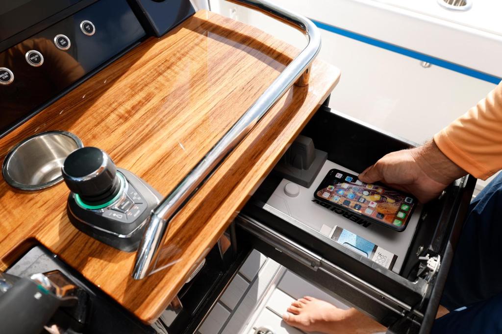 Formula 457 Center Console Fish