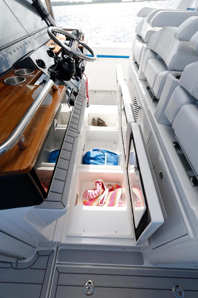 Formula 457 Center Console Fish