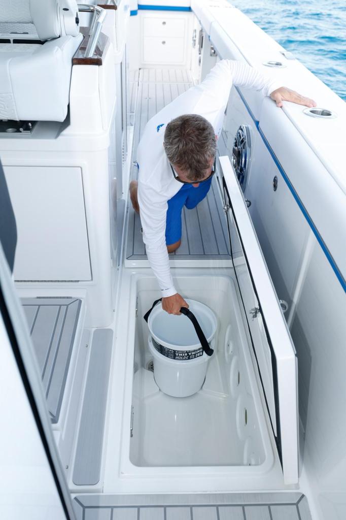 Formula 457 Center Console Fish