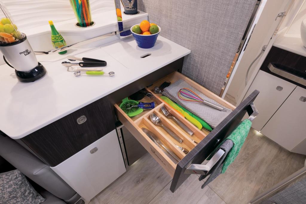 Formula 457 Center Console Fish