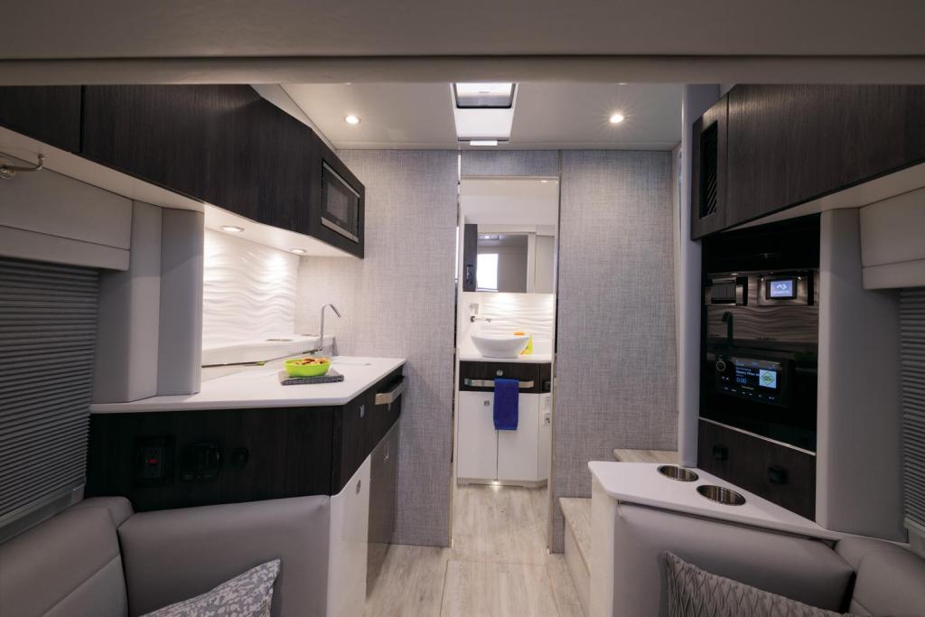 Formula 457 Center Console Fish