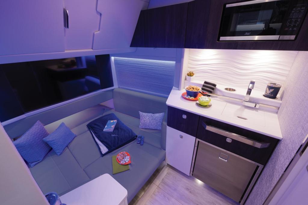 Formula 457 Center Console Fish