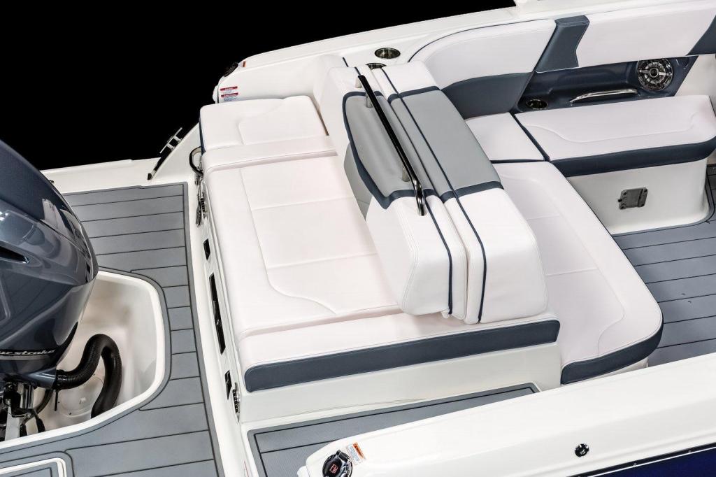 Chaparral 270 OSX