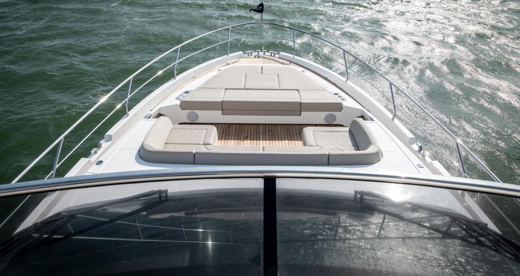 Fairline Squadron 68