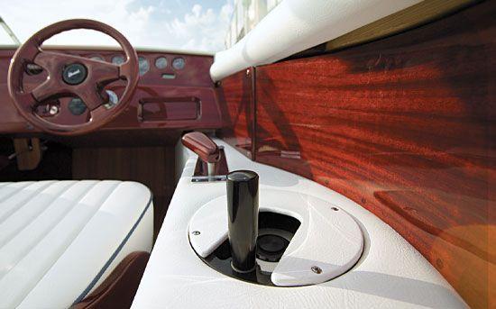 Boesch 710 Costa Brava DL