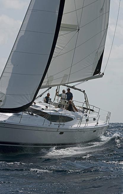 Marlow-Hunter 50 Center Cockpit