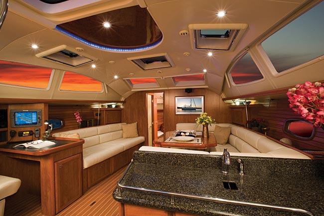 Marlow-Hunter 50 Center Cockpit