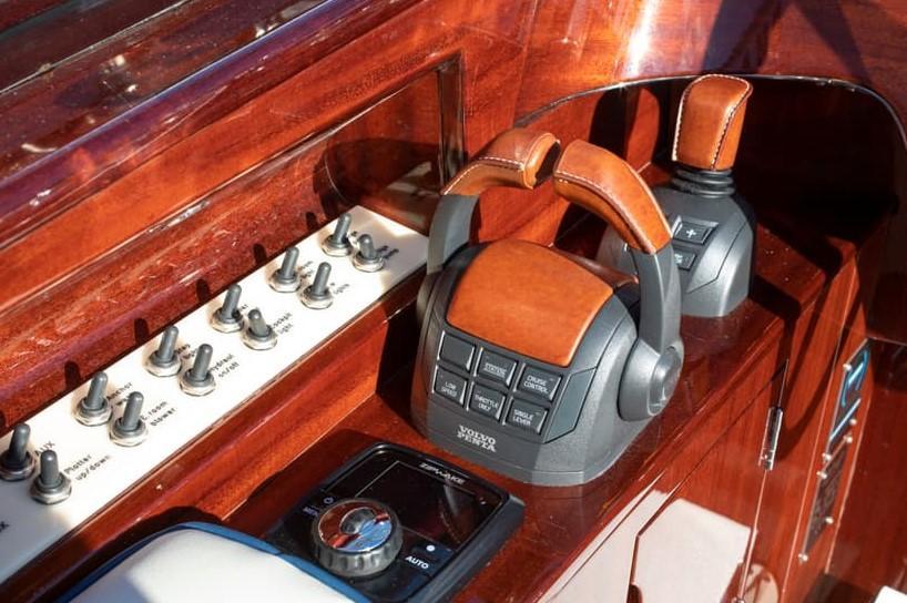 J Craft 42 Torpedo