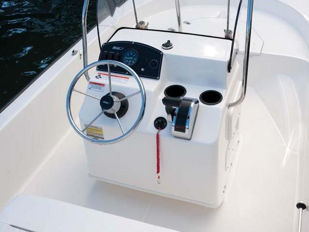 Boston Whaler 150 Montauk