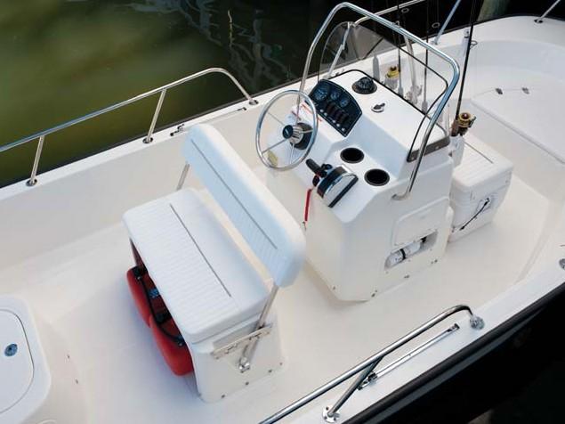 Boston Whaler 170 Montauk