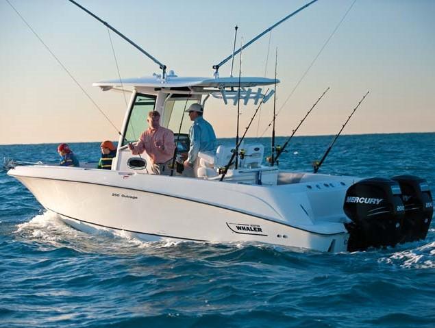 Boston Whaler 250 Outrage