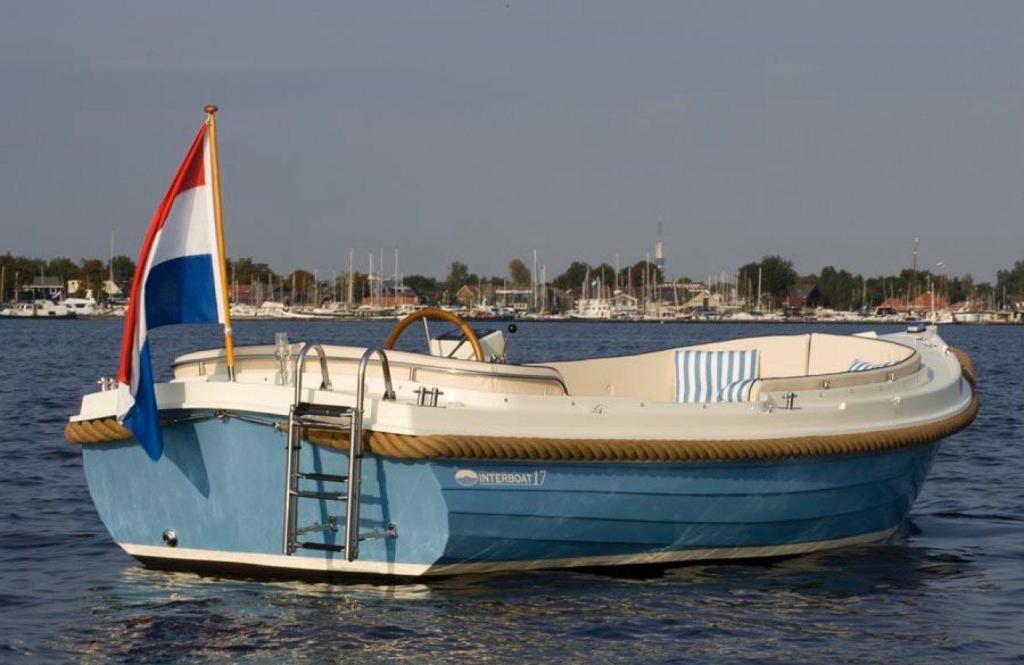 Interboat 17