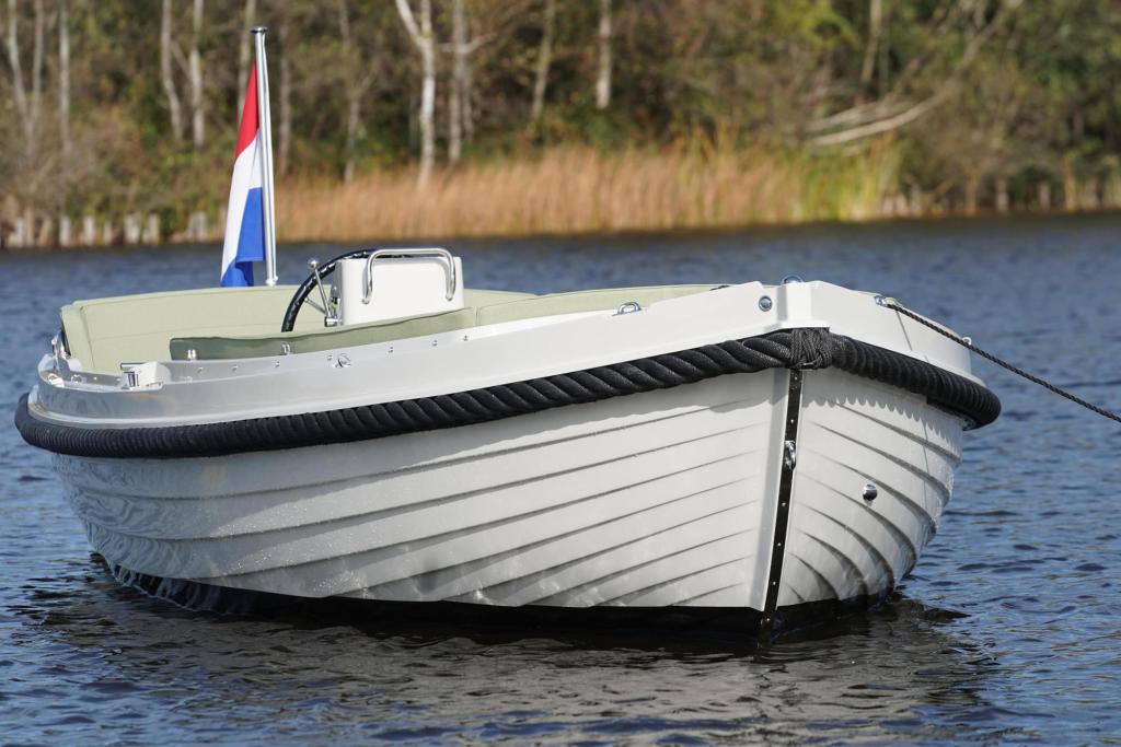 Interboat 19