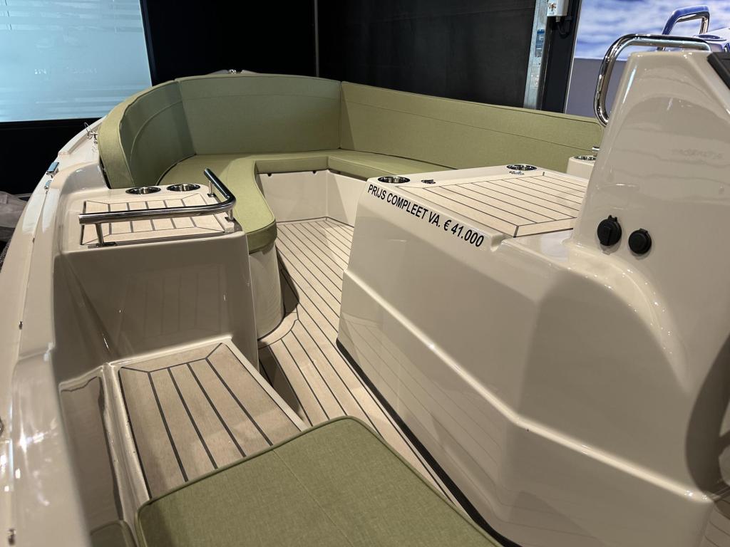 Interboat 19