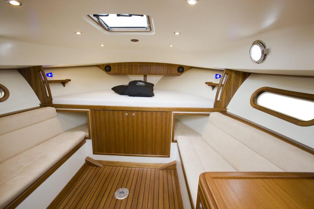 Interboat Intercruiser 29