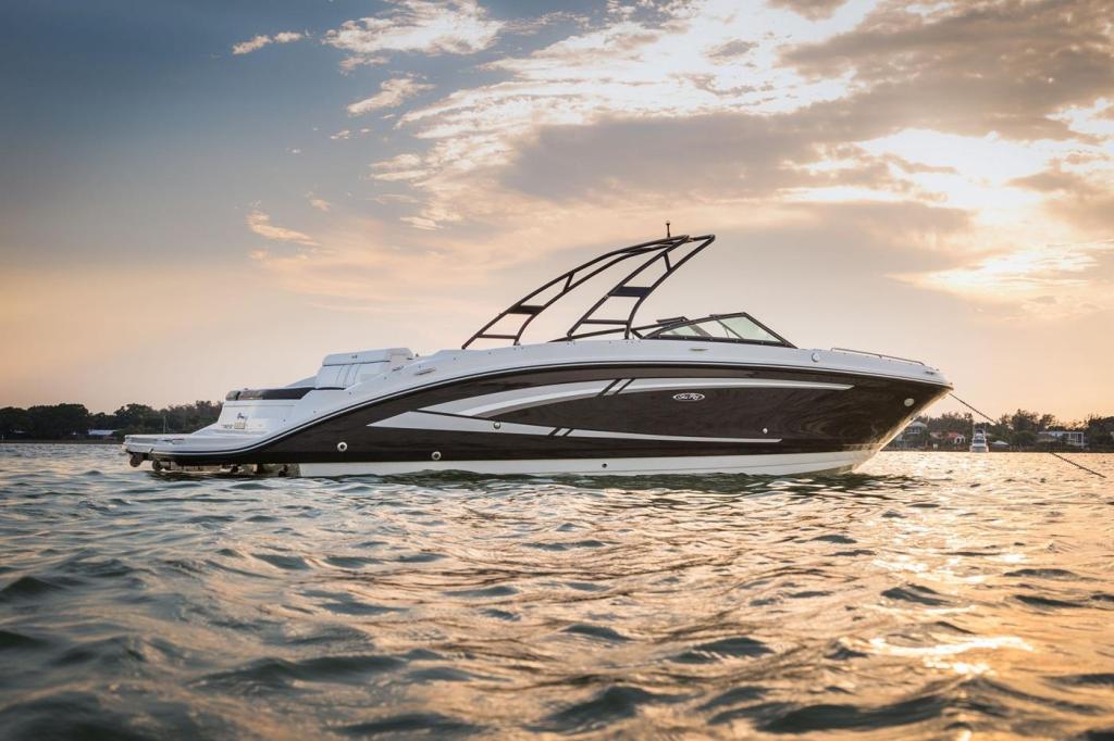 Sea Ray Sport Boat 270 SDX