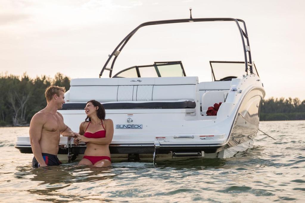 Sea Ray Sport Boat 270 SDX