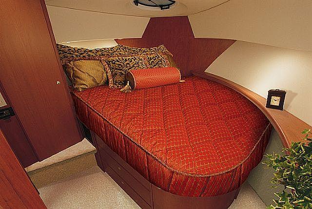 Silverton 35 Motor Yacht