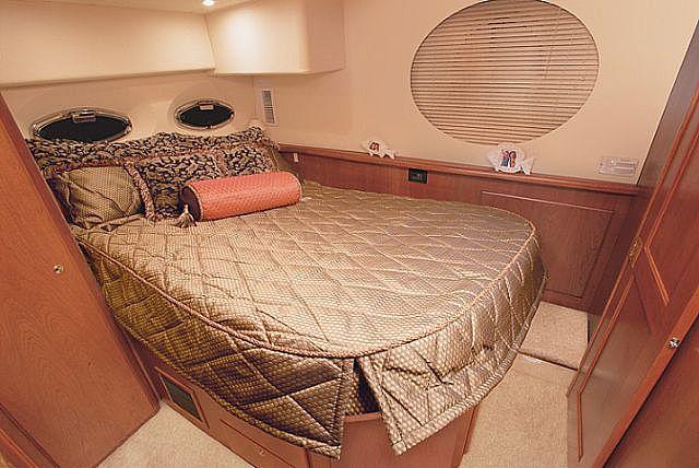 Silverton 35 Motor Yacht