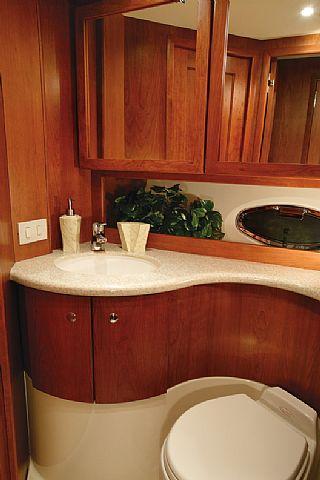 Silverton 38 Sport Bridge