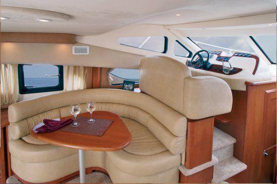 Silverton 38 Sport Bridge