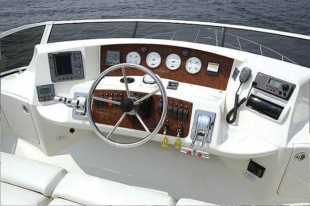 Silverton 38 Sport Bridge