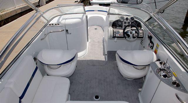 Formula 240 Bowrider