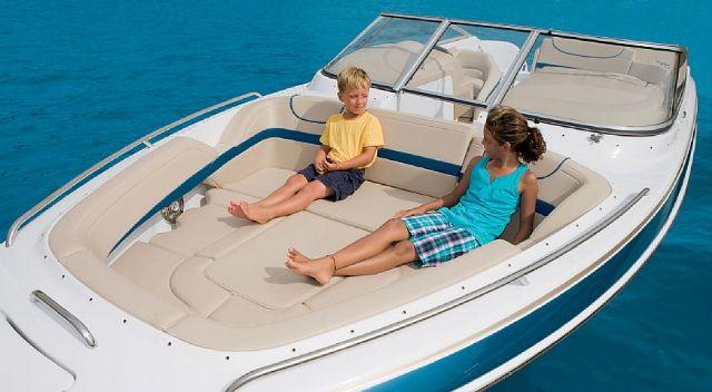 Formula 270 Bowrider