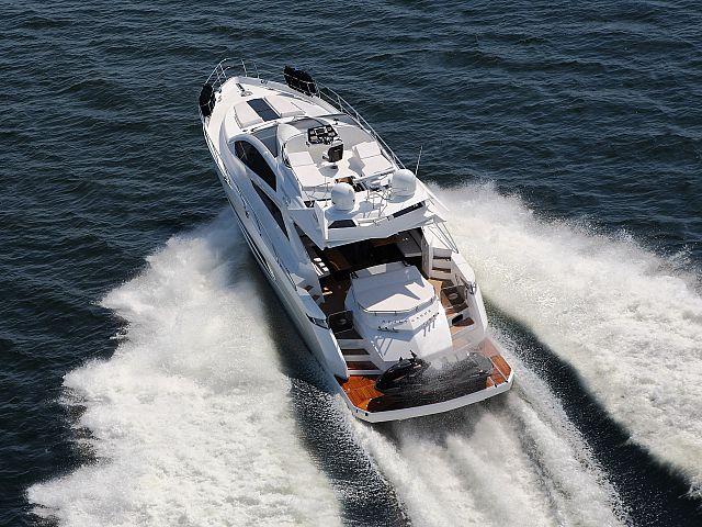 Galeon 700 Skydeck