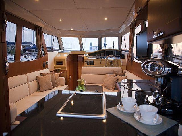 Greenline 33