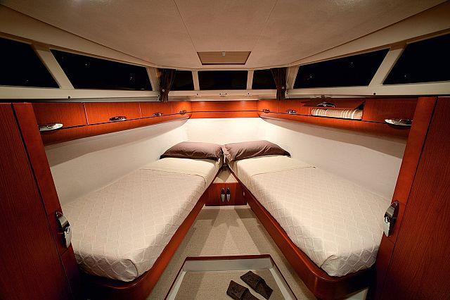 Greenline 33